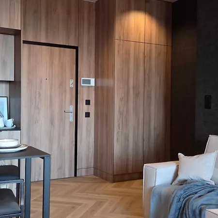 57 , Kawalerka Z Widokiem Na Jezioro Apartment *